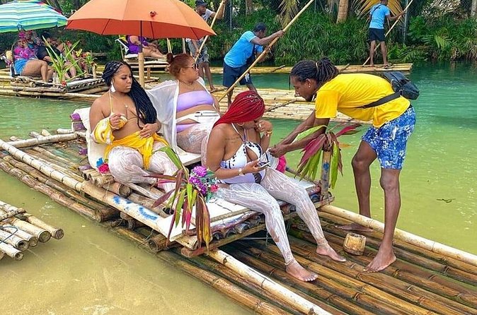 Martha Brae River Rafting And Luminous Lagoon Tour In Falmouth - What the private vehicle adds