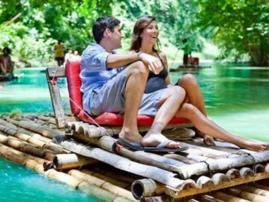 Martha Brea Rafting Ticket 1 - Reading the riverbanks with your guide
