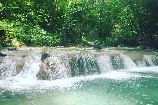 Mayfield Falls Tour with Lunch, drink, Entry & Transp(Original) - Small groups can make the river feel more peaceful