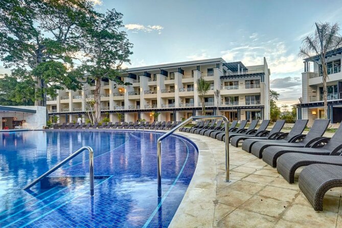 Montego Bay Airport Private Taxi to Royalton Negril - The private drive from Montego Bay to Royalton Negril
