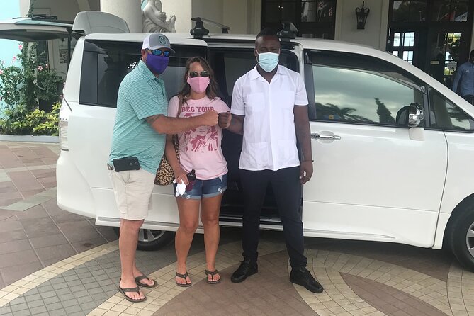 Montego Bay Airport Private Taxi Transfer To Negril Hotels - Leaving Sangster Airport with a named pickup