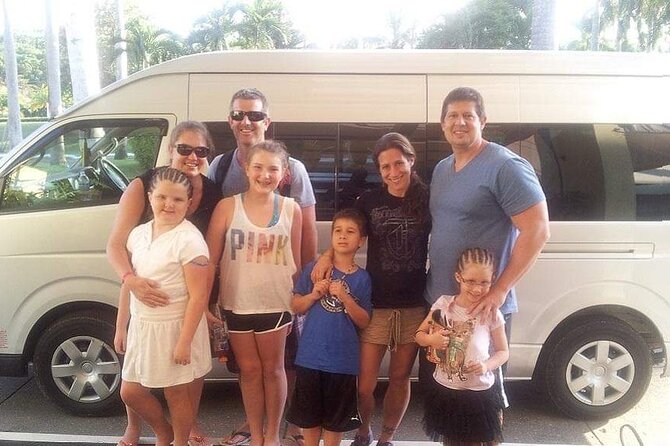 Montego Bay Airport Private Transfer to Hotels in Montego bay - A transfer with a small taste of local guidance