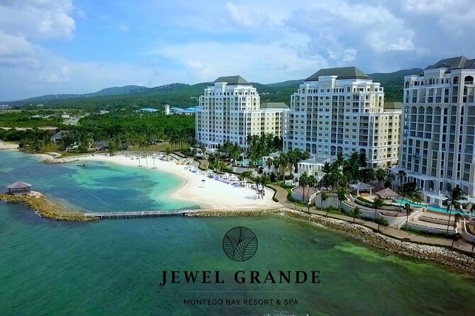 Montego Bay Airport Private Transfer to Montego Bay Hotels - The driver can shape the experience