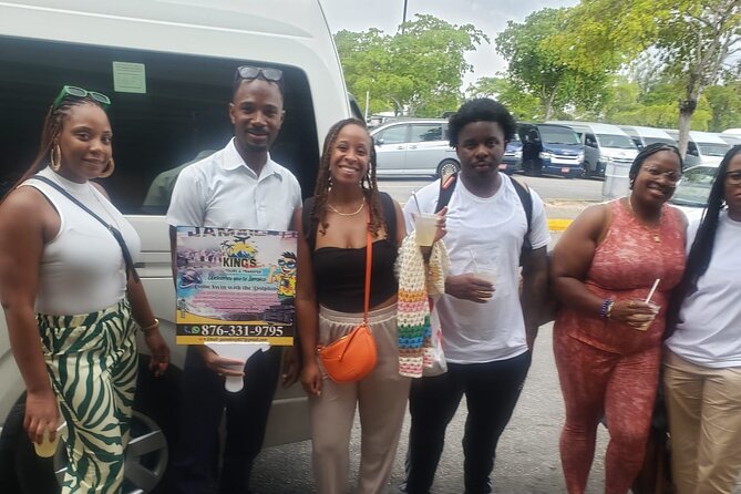 Montego Bay Airport Round Trip Transfer - A named airport pickup at Sangster International