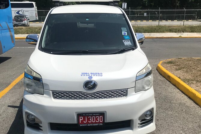 Montego Bay Airport Taxi to Grand Palladium & Spa - Key points at a glance