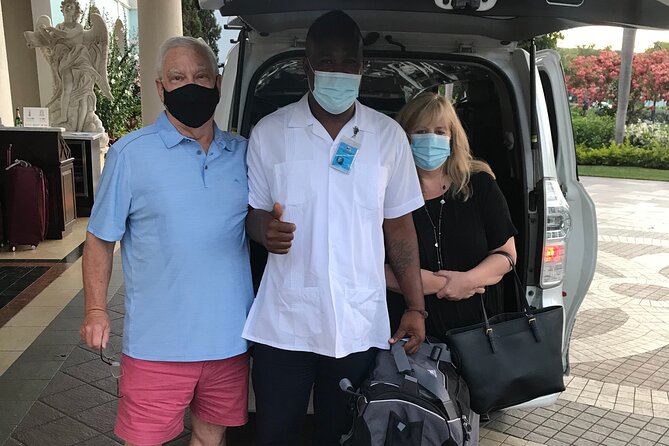 Montego Bay Airport Taxi to Grand Palladium & Spa - Why the private ride can beat a cheaper-looking bus