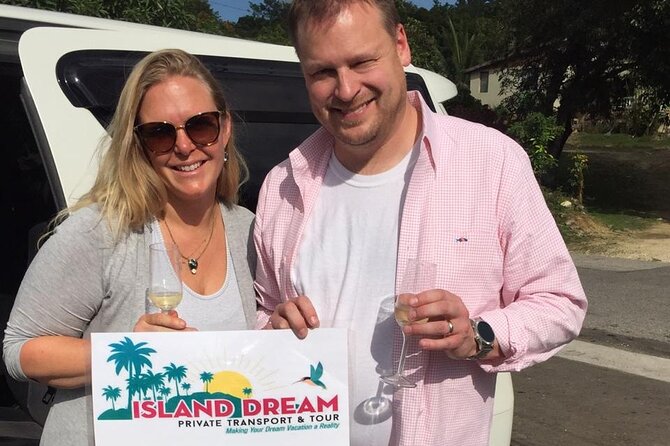 Montego Bay Airport Taxi to Royalton Blue Waters and White Sands - Comparing one-way and round-trip value