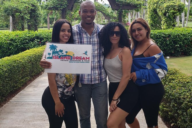 Montego Bay Airport Transfer to Hilton Rose Hall - Choosing the right vehicle for your group