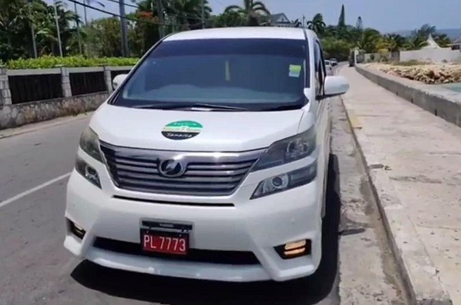 Montego Bay Airport Transfer to Ocean Eden Bay and Coral Spring - The ride itself: direct, brief, and not a sightseeing tour
