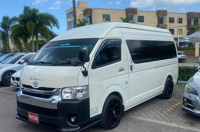 Montego Bay Airport Transfers ( Round Trip-Montego Bay Hotels) - Andrea and the personal side of the service