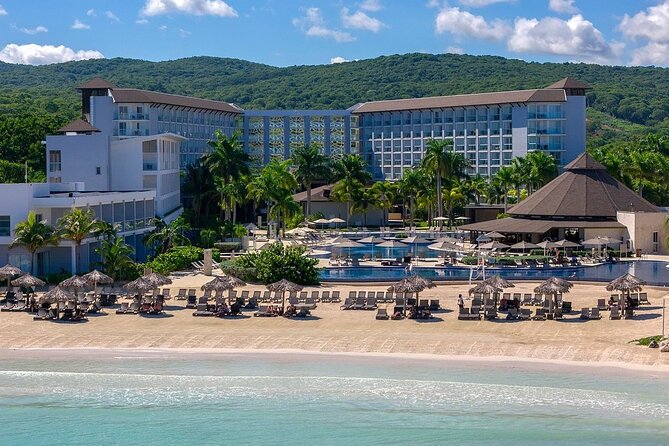 Montego Bay Airport Transfers to Hotels in Falmouth/ Trelawny - What the $45 price really buys