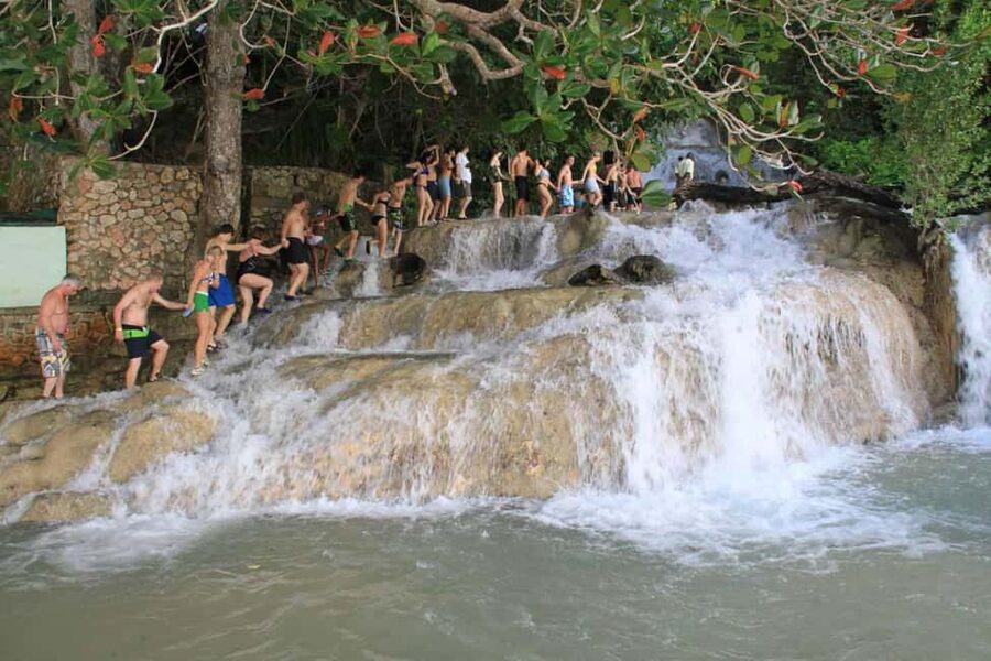 Montego Bay: Blue Hole, Dunn’s River, and Beach Club Trip - What to pack for the wet sections