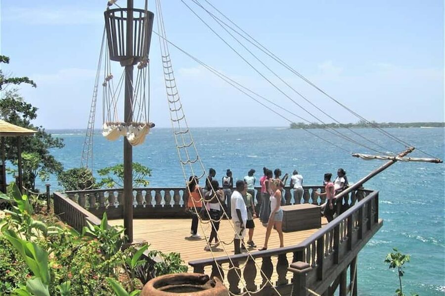 Montego Bay: Bob Marley's Nine Mile Admission & Guided Tour - Passing Rose Hall and Greenwood Great House
