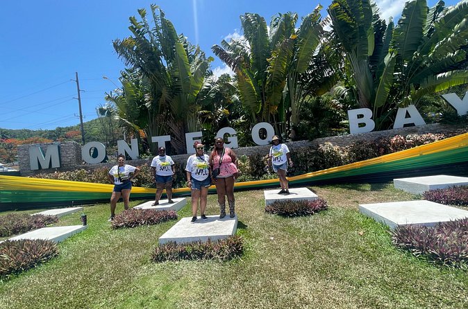 Montego Bay City Highlights Tour and Shopping with Bamboo Rafting - Why private transport changes the day