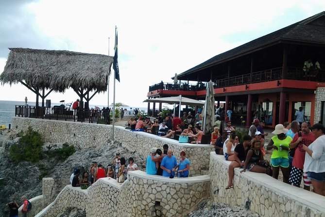 Montego Bay Excursion Negril 7 Miles Beach, Rick's Cafe and Time Square Shopping - Seven Mile Beach: The Main Reason to Go