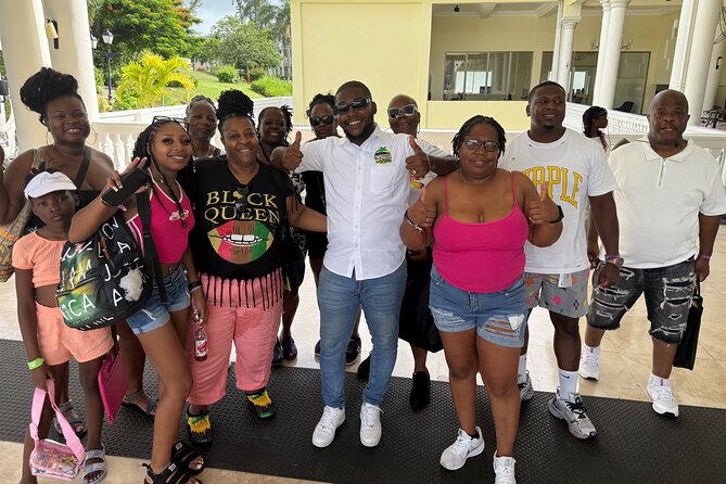Montego Bay & Falmouth Hotels, Souvenir Shopping and sightseeing - Scotchies: A Quick Look at Jamaican Grill Food