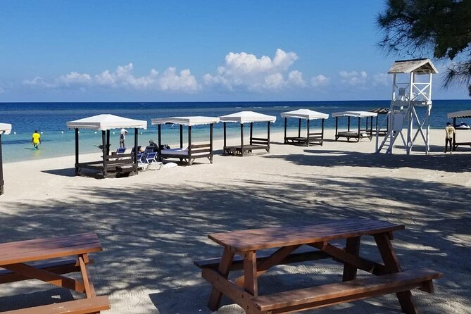 Montego bay Highlight Tour - A short introduction to Montego Bay by private vehicle