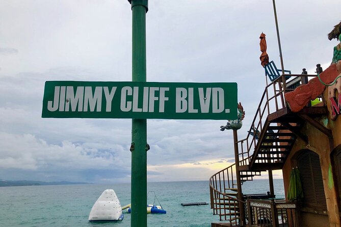 Montego Bay Highlights From Montego Bay Hotels - Two hours at Doctor’s Cave Beach