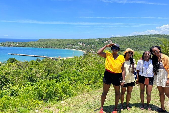 Montego Bay Hotels Airport/Cruise Port Transfers - Who should book Mario Tours