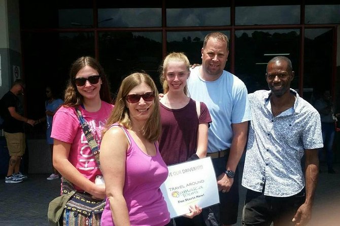 Montego Bay Hotels Private Airport Round Trip Transfers - A private ride, not a shared shuttle