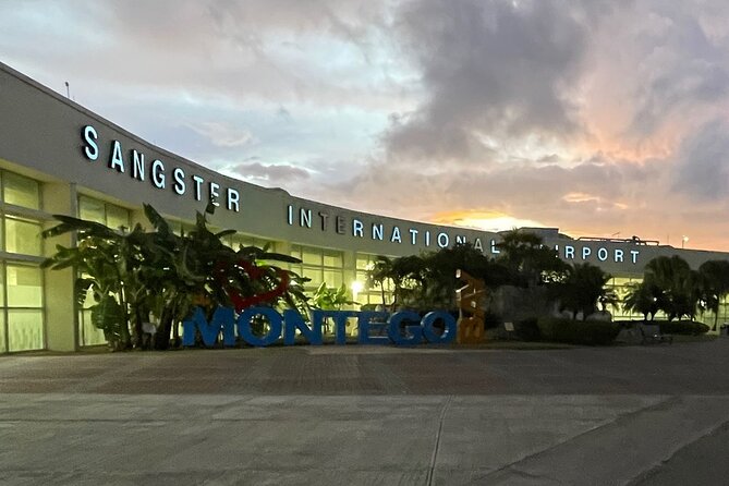 Montego Bay Hotels Private Transfers - Montego Bay hotels included, with important limits