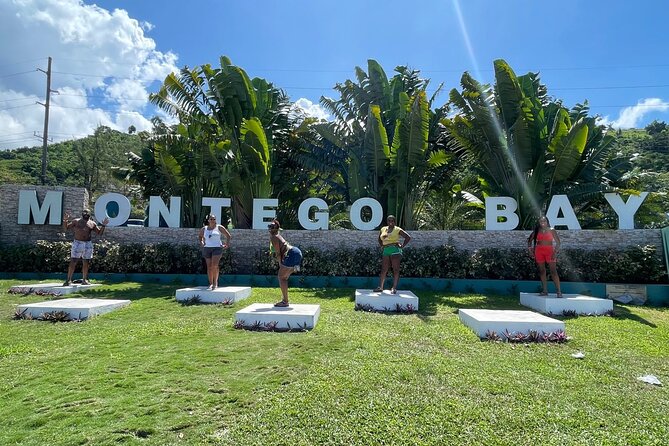 Montego Bay Hotels Private Transfers - What the 10 to 20 minute ride is really like
