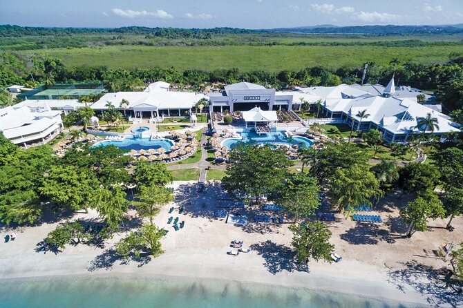 Montego Bay Jamaica Sangster Airport Transfer to hotels in Negril - Leaving Sangster Airport without the usual fuss