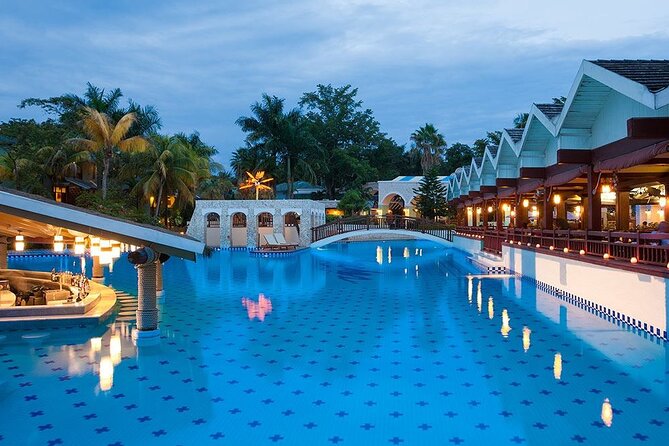 Montego Bay Jamaica Sangster Airport Transfer to hotels in Negril - A private vehicle makes the difference