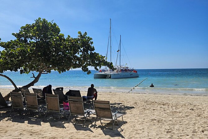 Montego Bay Local Experience & Beach from Cruise Ships - The beach stop and time in the water