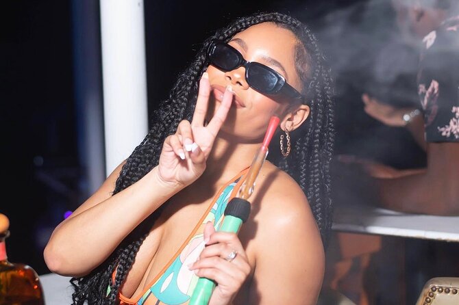 Montego Bay Night Out Lounge2727 Private and Customize Transfer - What the private format changes