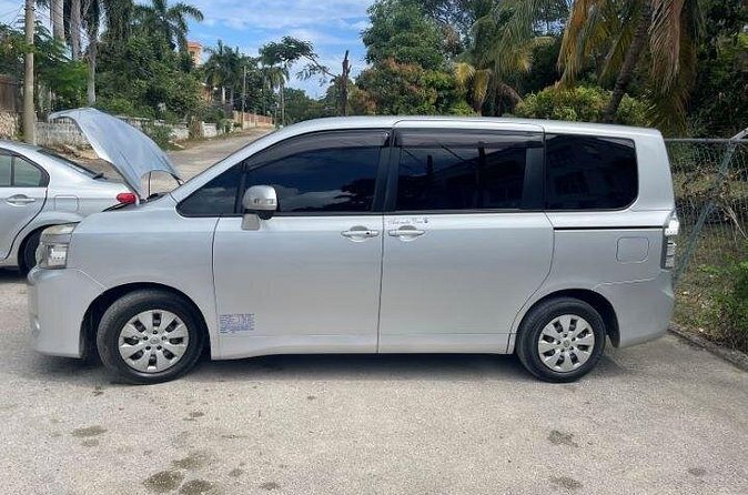 Montego Bay Private Airport Transfers - Round Trip - Safety, comfort, and communication