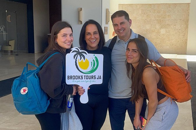 Montego Bay Private Taxi & Airport Transfers - Families, birthdays, and first visits