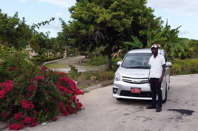 Montego Bay Private Transfer Airport to Hotel one way trip - The service style: punctual, friendly, and personal