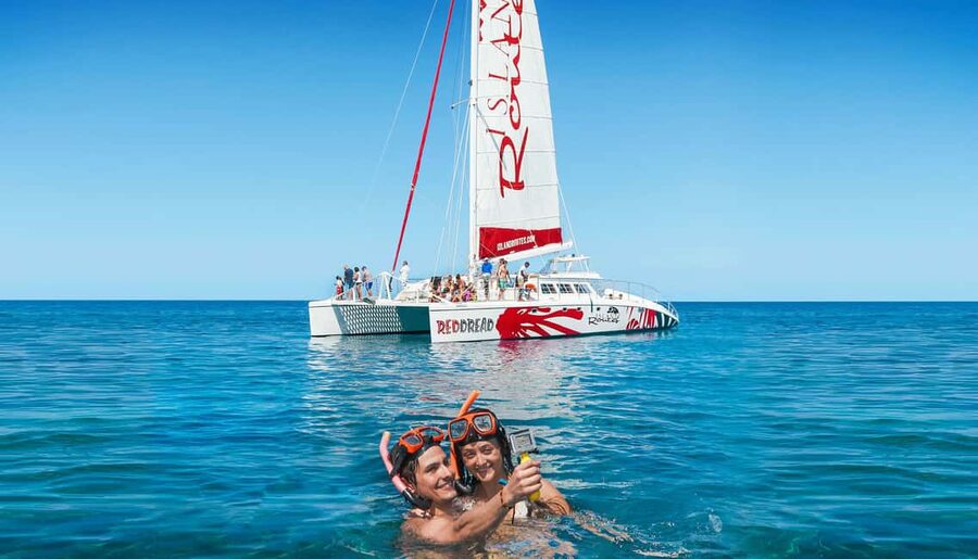 Montego Bay: Reggae Catamaran 18+ Cruise with Open Bar - A catamaran cruise built around the party