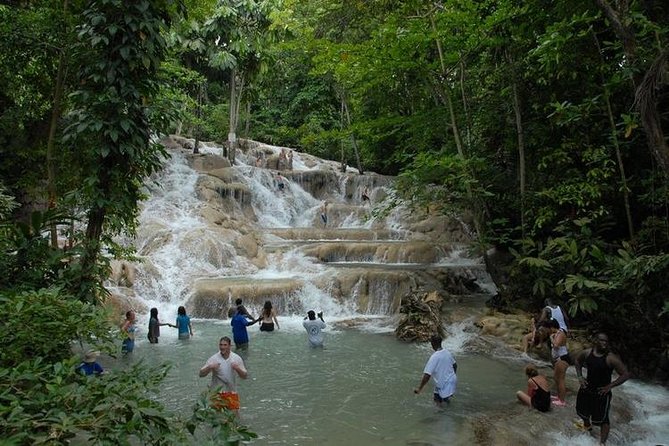Montego Bay tour: Dunn's River Falls - Dunn’s River Falls: Jamaica’s most active half-day outing