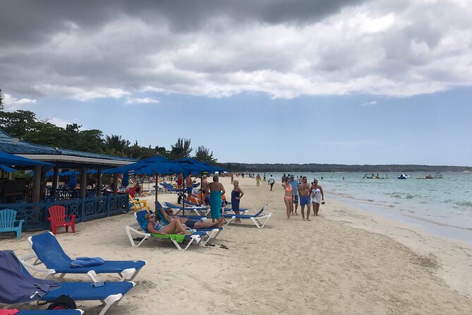 Negril 7 Mile Beach & Ricks Cafe Sunset Tour (Private ) - Key points to know