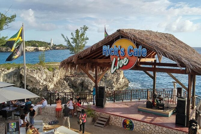 Negril Beach, Ricks Cafe and Margaritaville from Montego Bay - From Montego Bay to Negril by private vehicle