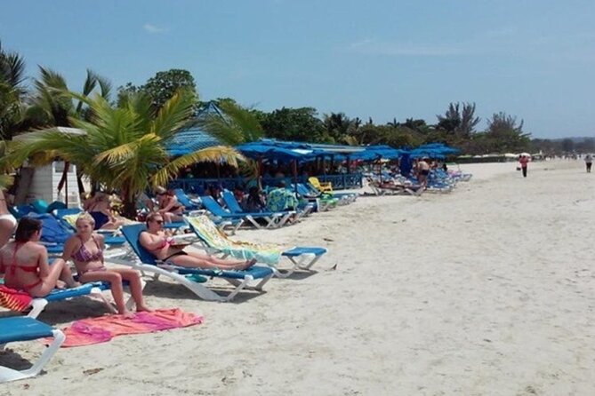 Negril Beach, Ricks Cafe and Margaritaville from Montego Bay - Who will enjoy this Negril day most