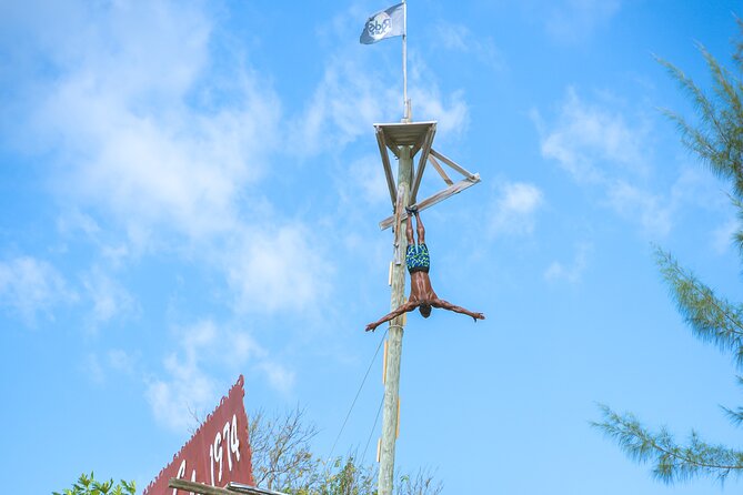 Negril PRIVATE CHARTER Catamaran (rate for 21 persons) - Rick’s Café, cliff jumping, and sunset views