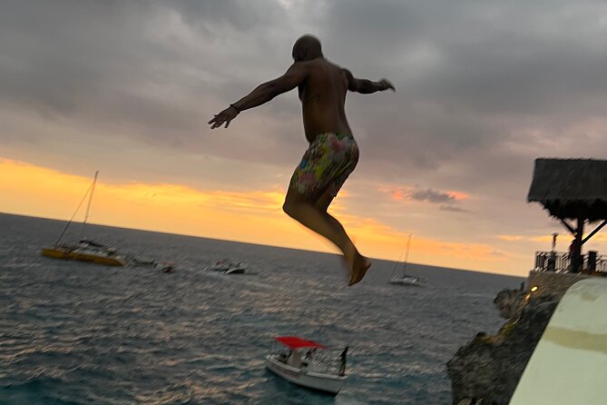 Negril Private Day Tour: ATV Ride, Party Catamaran & Ricks Cafe - The 45-minute ATV ride near Green Island