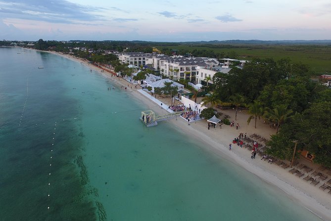Negril's 7 miles Beach and Rick's Café - Key points to know before booking