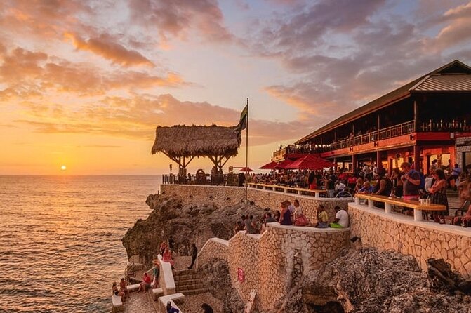 Negril Seven Mile beach and Rick’s Cafe from Montego Bay - Sunset timing and the shape of the day