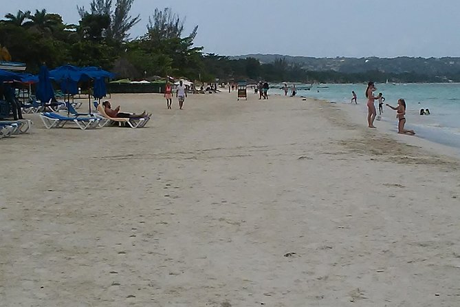 Negril seven Miles Beaches & Shopping Only | Spend more time on the Beach: - Cruise ship passengers need a strict time plan