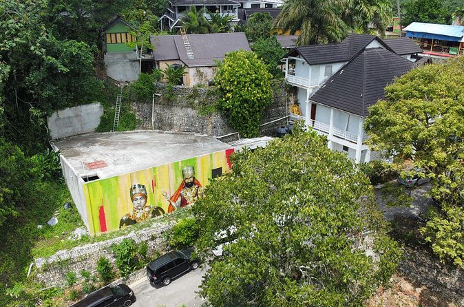 Nine Mile Bob Marley Museum Tour - What the guide adds to the experience