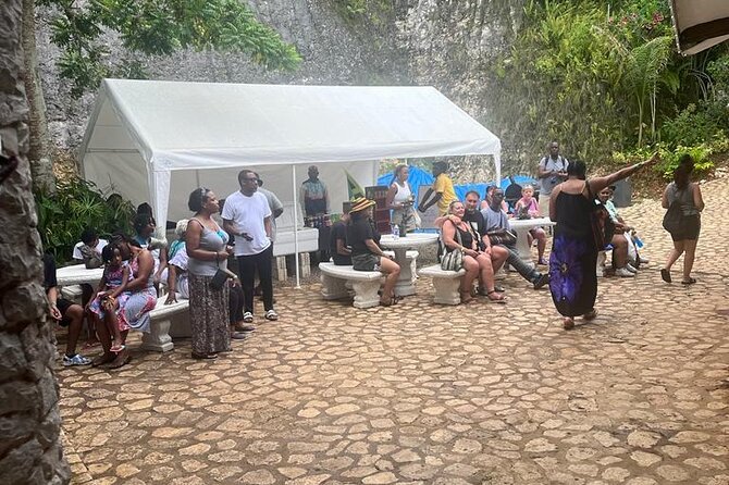 Nine Mile Reggae & History Guided Tour to Bob Marley's Birthplace - What the return journey adds