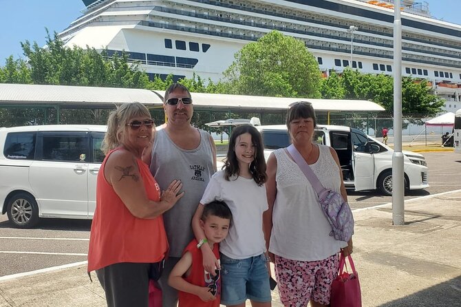 Ocean Coral Spring and Eden Bay Airport transportation services - The service style: punctual, polite, and personal