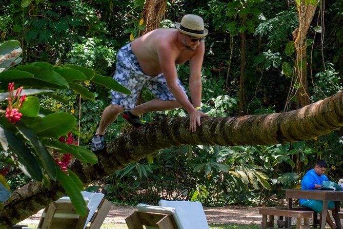 Ocho Rios: Amazing Blue Hole and Chill at Reggae Hill - The group size matters more than the headline duration