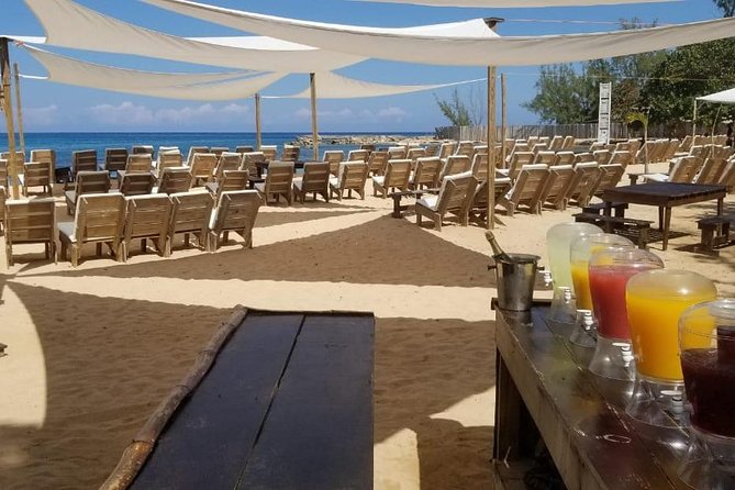 Ocho Rios: Bamboo Beach Club with Specialty Lunch & Cocktails - What the experience feels like in good and bad weather