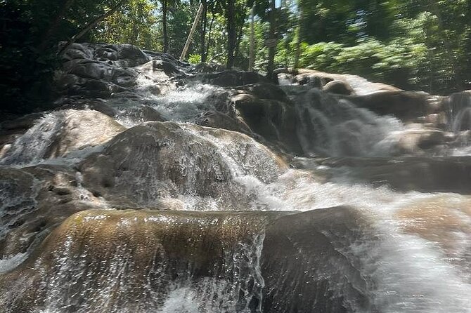 Ocho Rios Blue Hole and Dunn's River Falls Tour - Guides make the difference