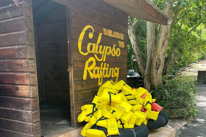 Ocho Rios White river tubing along with beach and lunch stop - What the river stop feels like